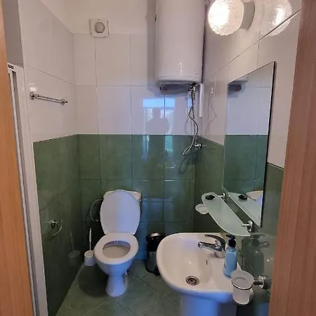 Apartment Oasis Deluxe By The Sea *