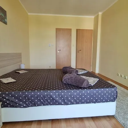 Oasis Deluxe By The Sea Ravda